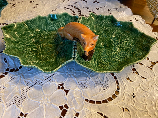 Double appetizer leaf with fox