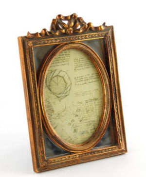 Cadre doré et grand miroir