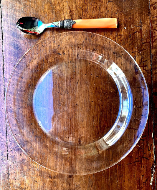 Assiette de fruits en verre