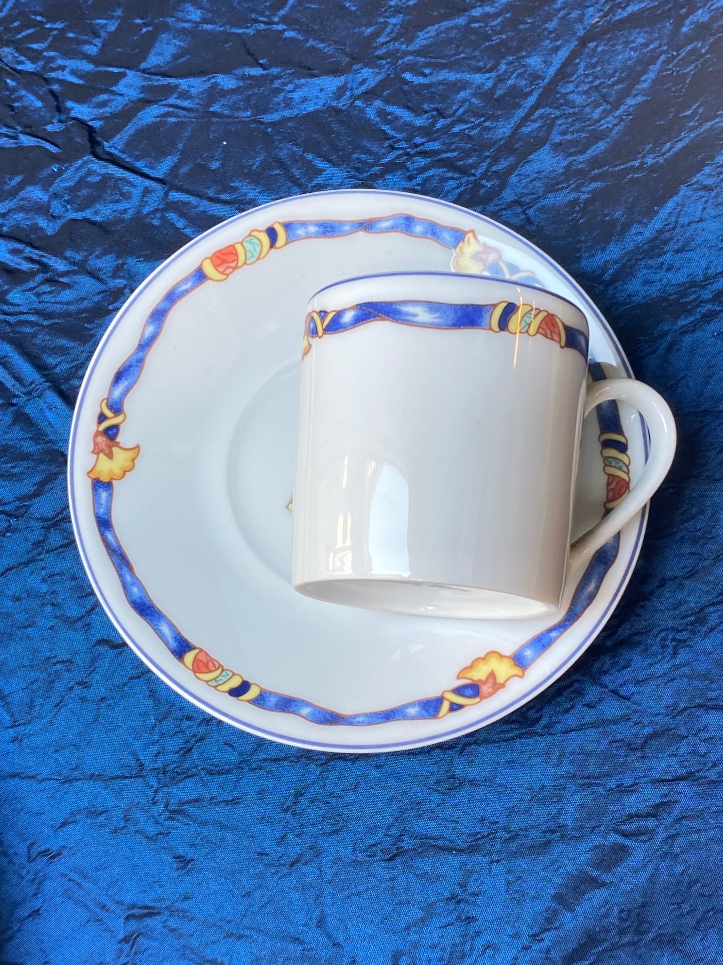 Tasse à café bleue Bernardaud Ruban