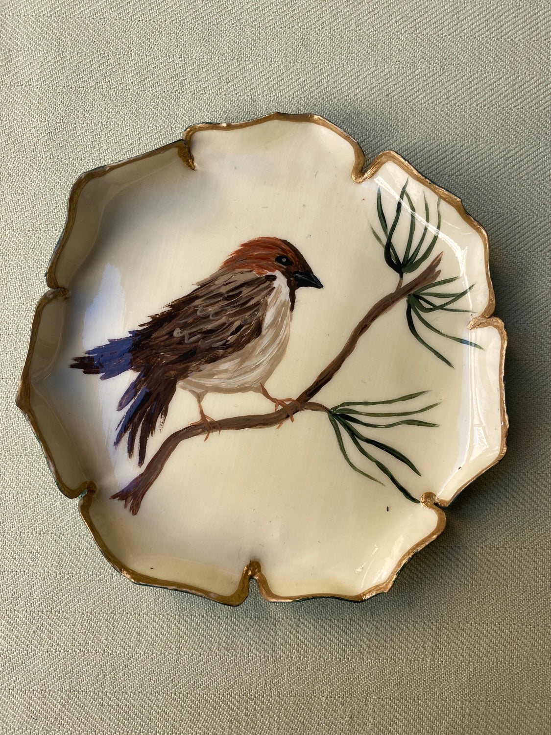 Assiette à pain oiseau réalisée sur commande
