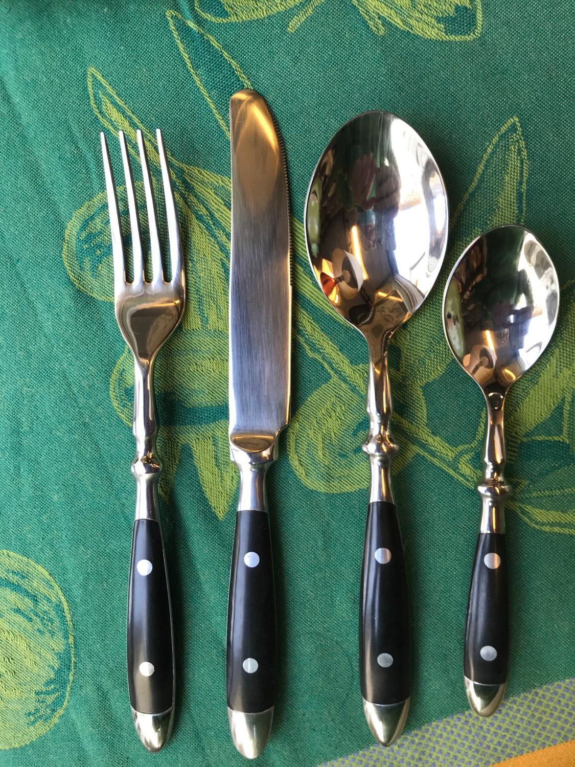 Country cutlery service for 6 people