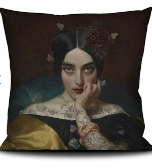 Clementine cushion with interior