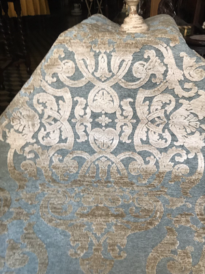 Tappeto azzurro  damascato 170 x 117