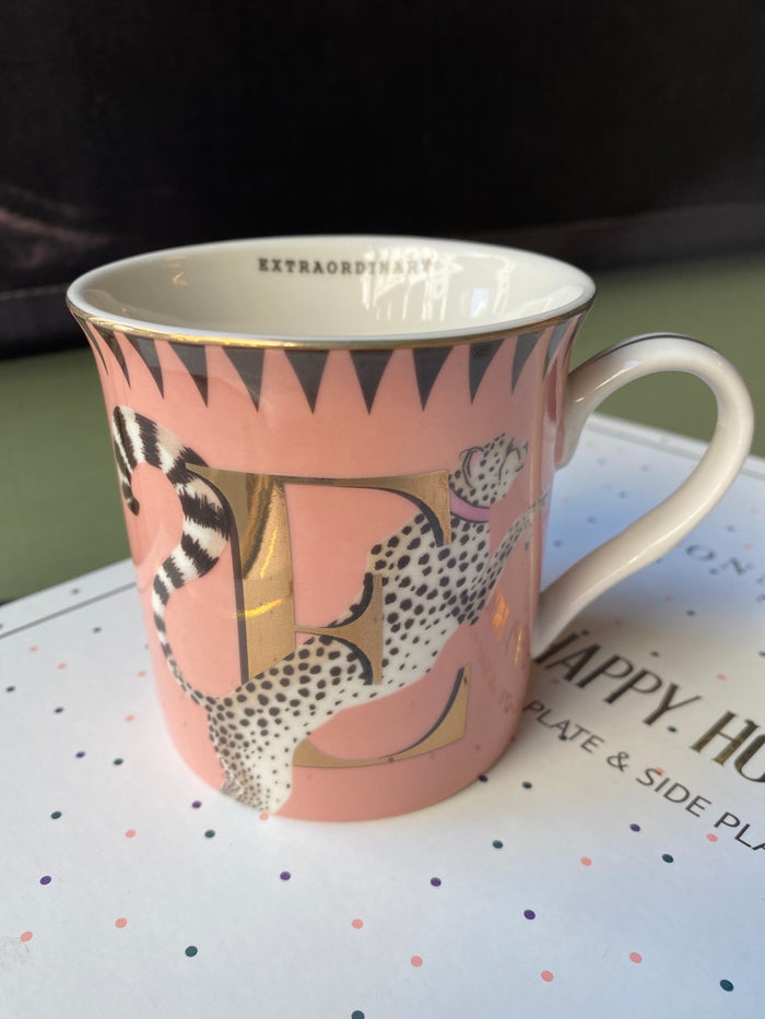 Mug letter E Extraordinary