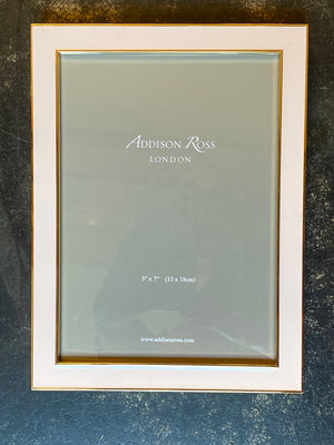 Photo frame 13 x 18 Pink with gold border