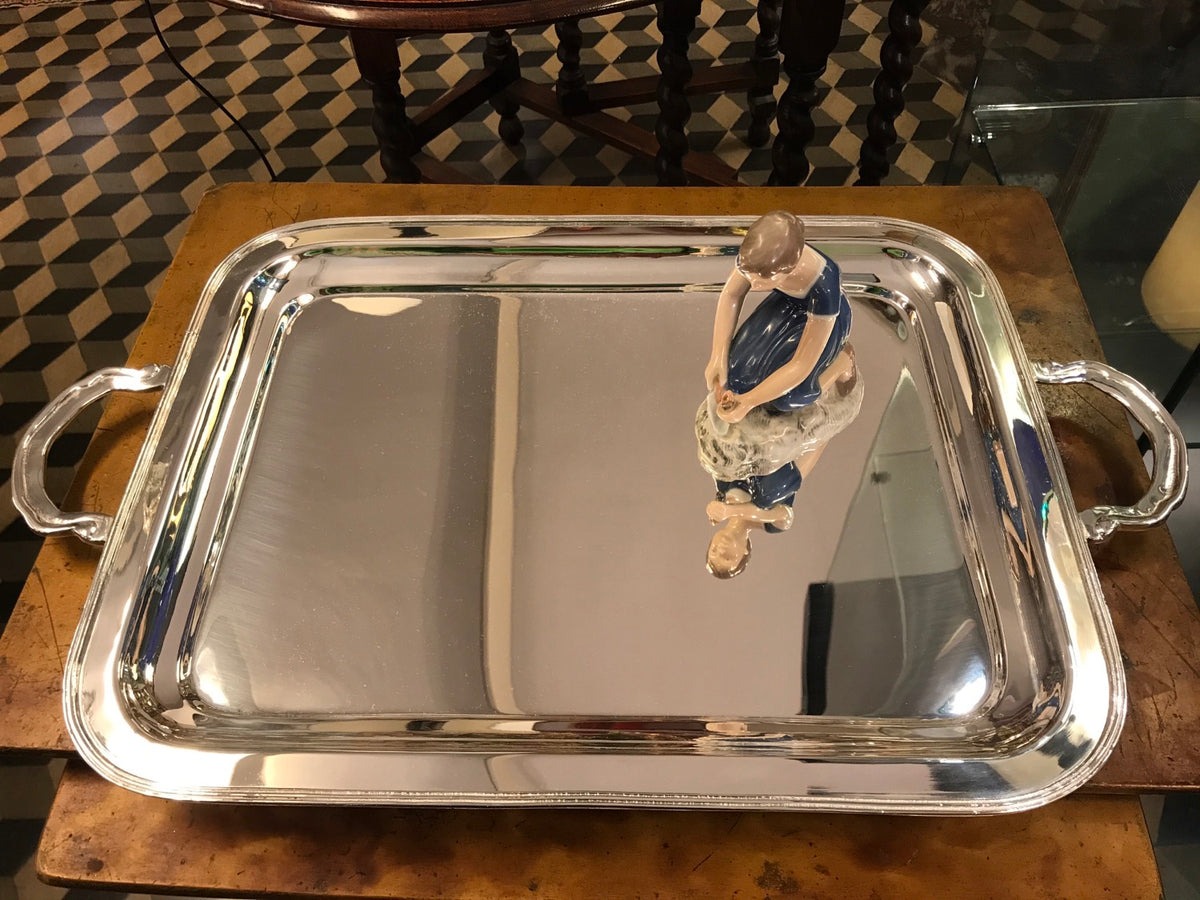 Large tray