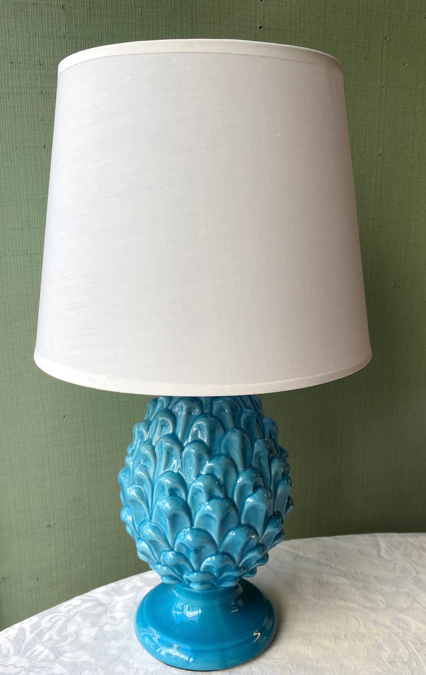 Light blue ceramic pine cone lamp