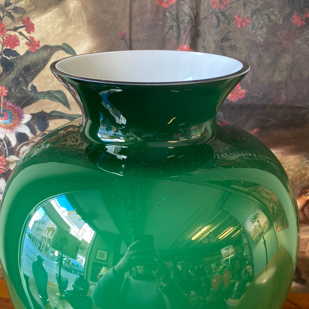 Vaso Aurora  in vetro soffiato verde bosco h cm 38,5