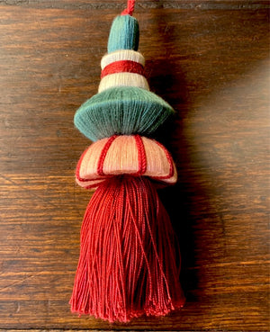 Tassel in trimmings Yes for turquoise and red furniture