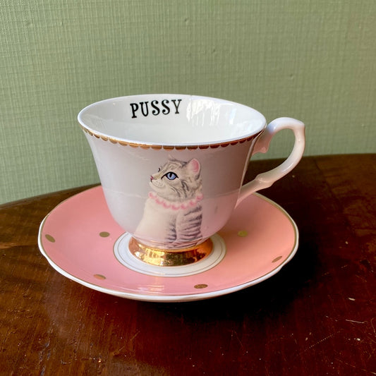 Pussy cat tea mug