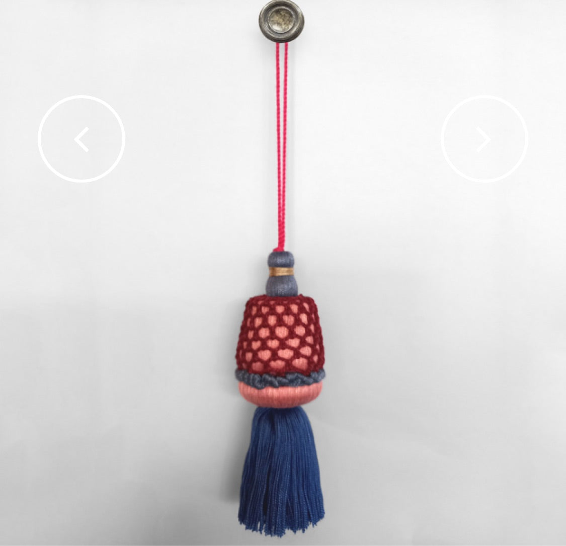 Mi furniture tassel in pink blue trimmings