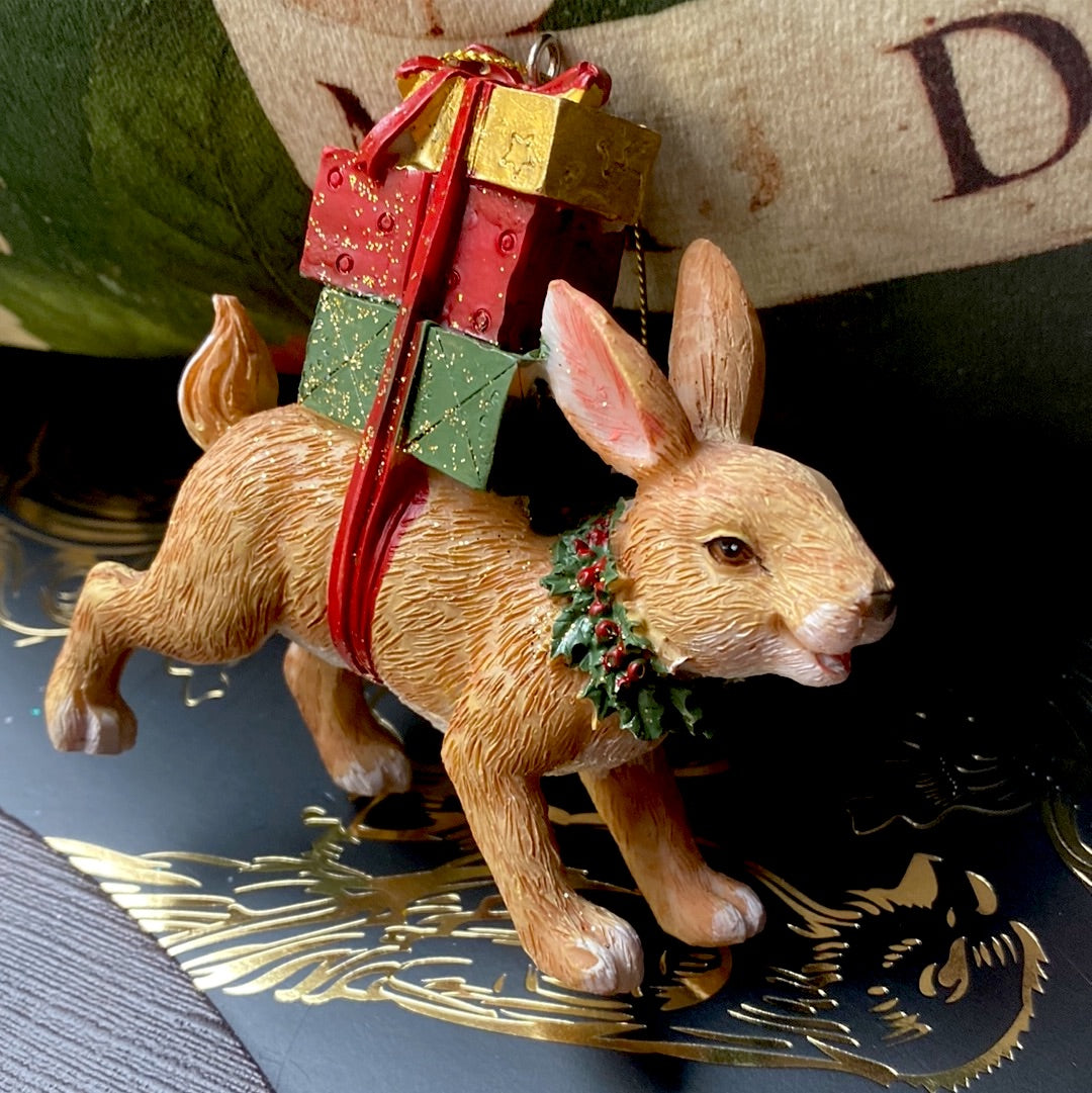 Coniglio  con pacchi decorazione albero di Natale