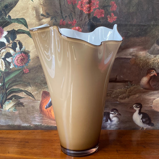 Vaso Wave opale fume’ h 30