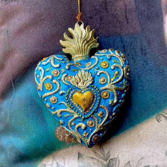 Light blue resin heart to hang