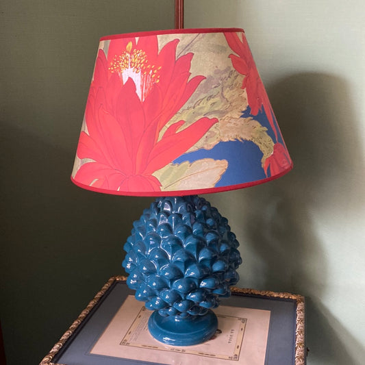 Lampe pomme de pin bleue avec abat-jour cactus