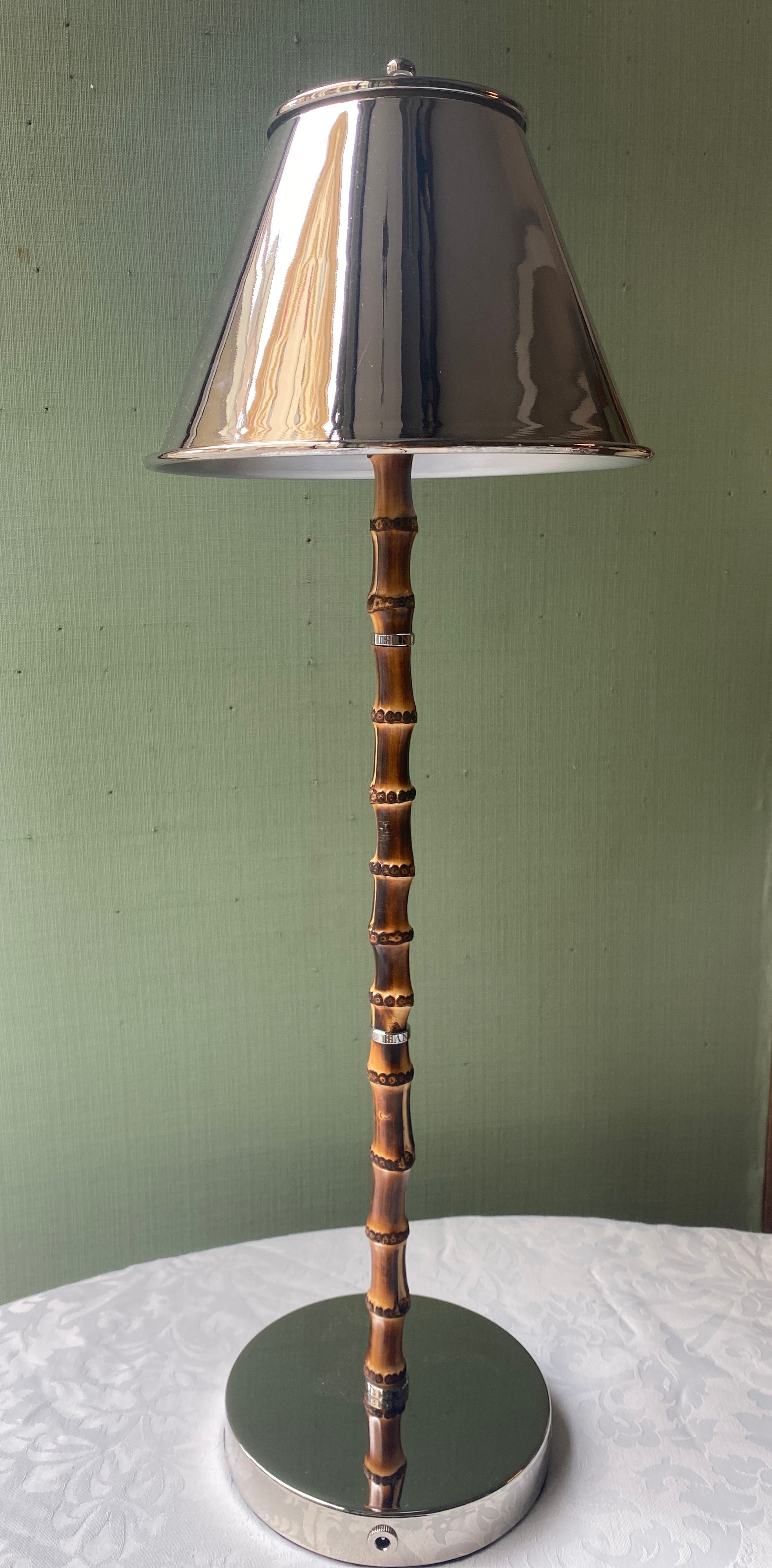 Lampada da tavolo ricaricabile senza fili in bambù, altezza 56 cm